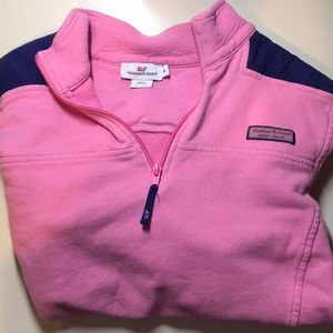 Small pink vineyard vines shep shirt
